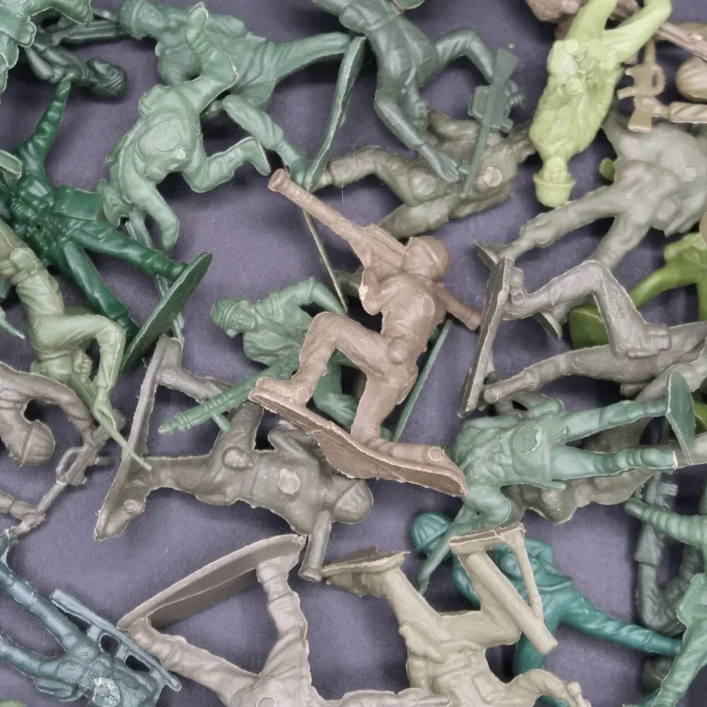 Plastic Green Army Men Set Vintage Classic Toys China Quart Bag
